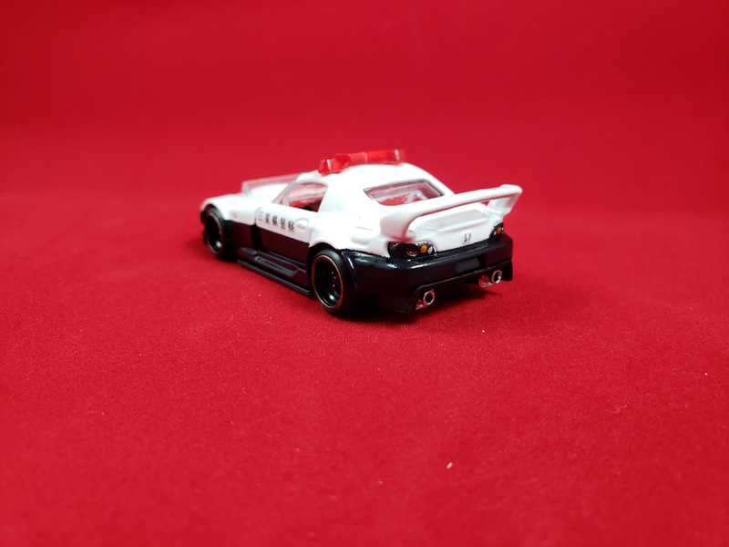 Illustration for article titled S2K Custom Contest: Japanese Police Car